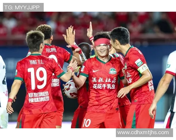 足球春晚直播盛典即将开启精彩赛事与明星表演齐聚一堂不容错过的足球盛宴